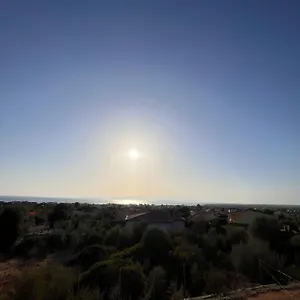 Séjour chez l'habitant Delle Gazanie -camera In -vista Panoramica Sul Golfo, Quartu SantʼElena