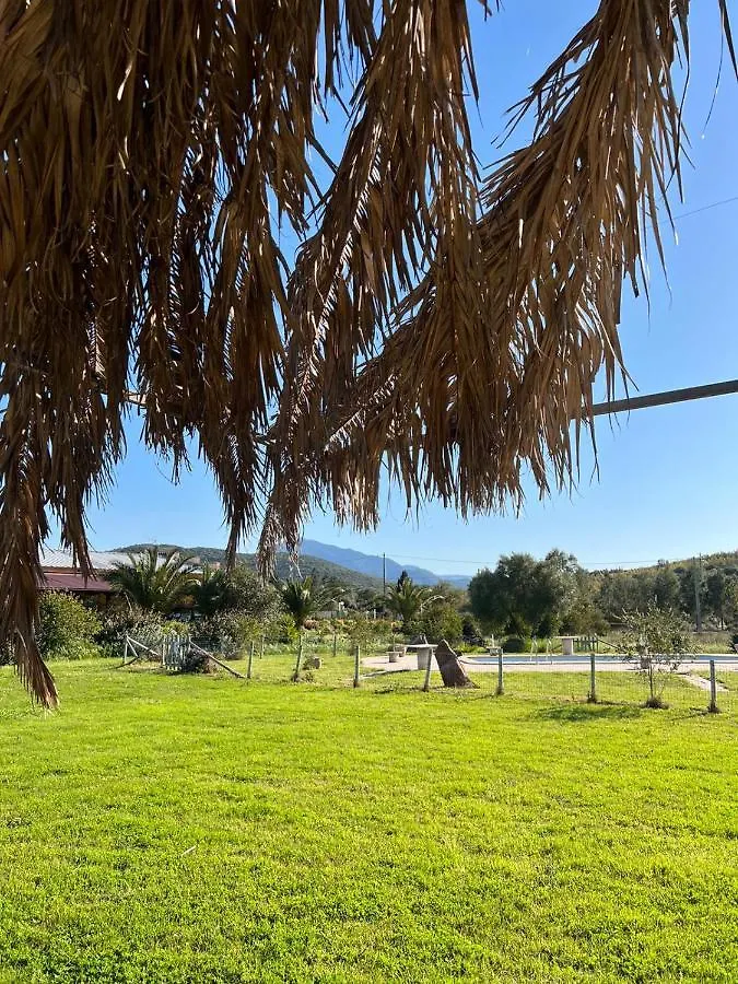 Agriturismo Su Niu Uta Italie